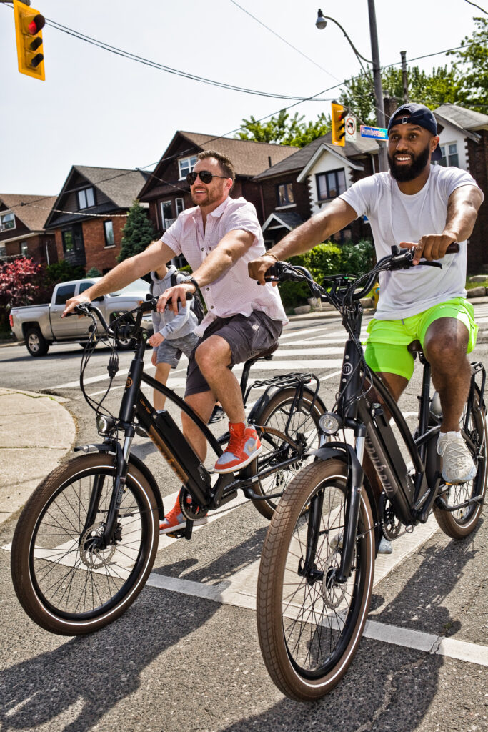 えびふらい EとM Lowrider - Magnum Bikes Canada